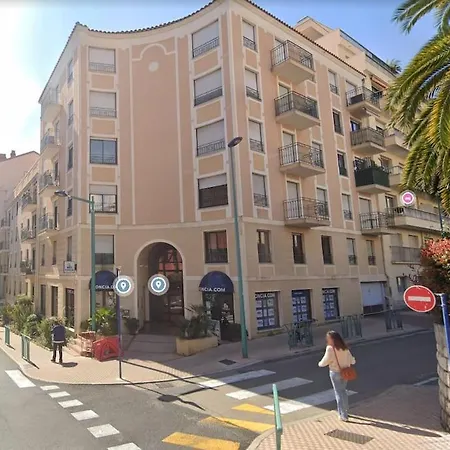 Menton Carre D'Or - Private Garage Appartement Buitenkant foto